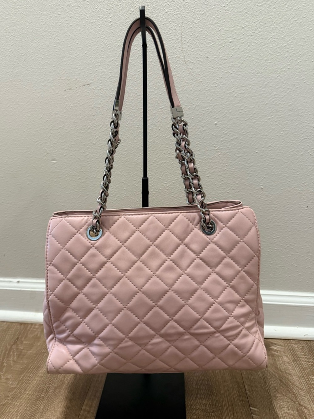 Michael Kors Quilted Pink Shoulder bag - Picture 3 of 9